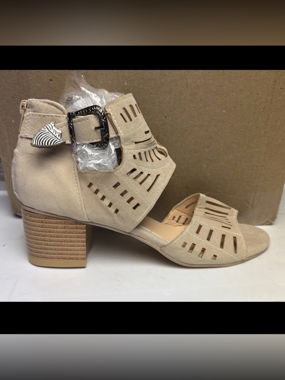YASIRUN Beige Cutout Block Heel Sandal Stylish Comfort Women's US 8